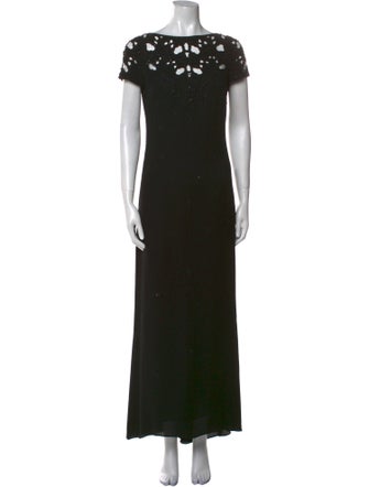 Badgley Mischka Bateau Neckline Long Dress