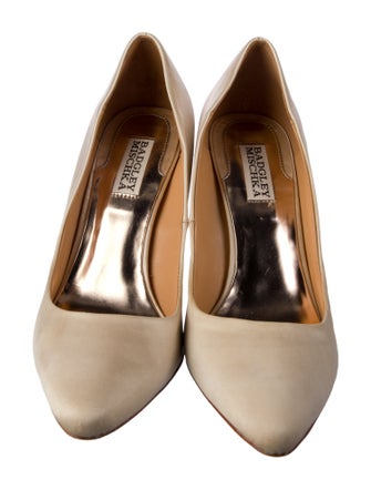 Badgley Mischka Satin Crystal Embellishments Pumps