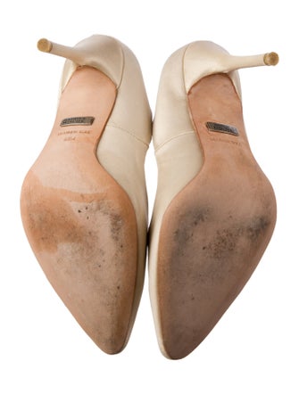 Badgley Mischka Satin Crystal Embellishments Pumps