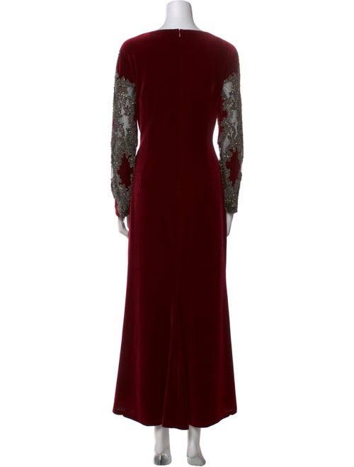 Badgley Mischka Bateau Neckline Long Dress