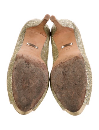Badgley Mischka Glitter Glitter Accents Pumps