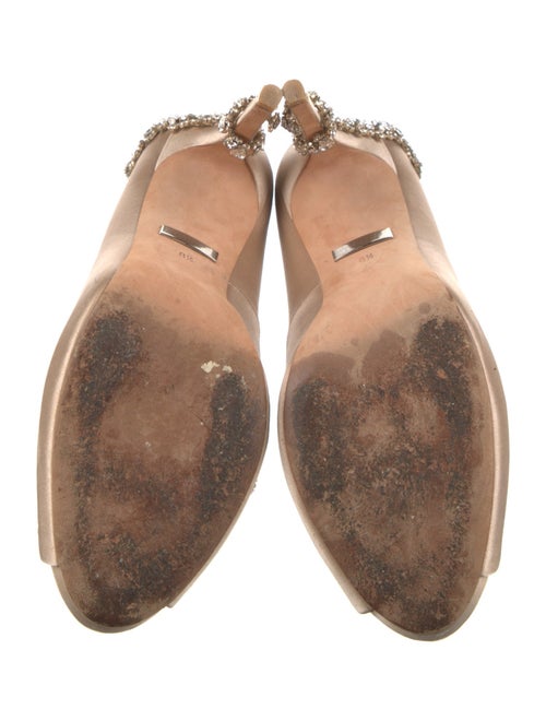 Badgley Mischka Satin Crystal Embellishments Pumps
