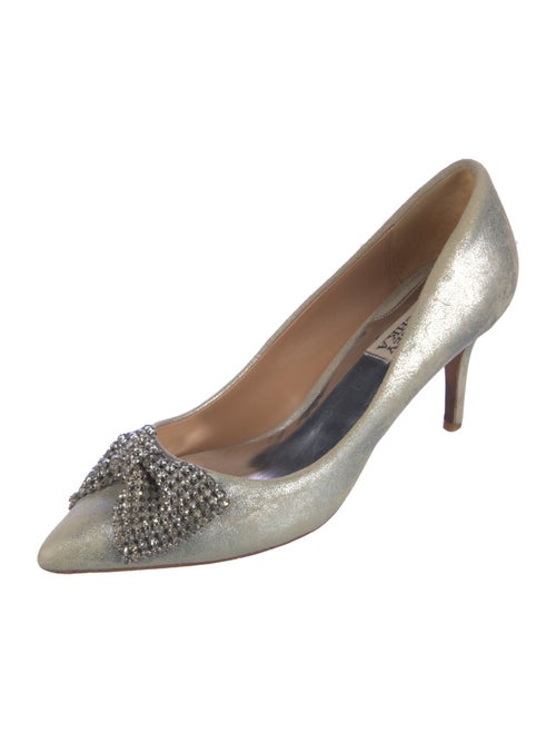 Badgley Mischka Leather Crystal Embellishments Pumps