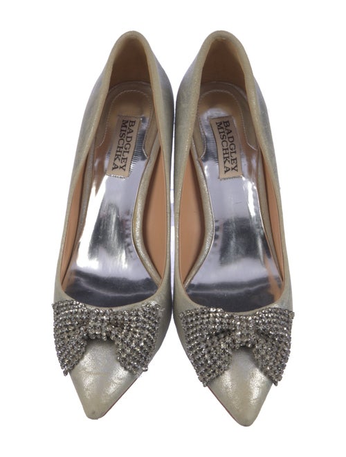 Badgley Mischka Leather Crystal Embellishments Pumps