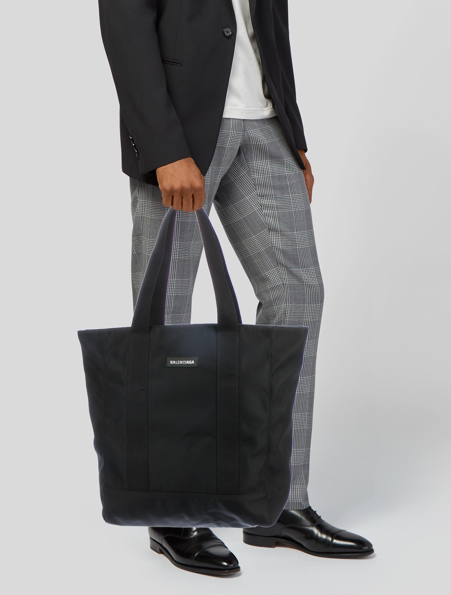 balenciaga explorer tote