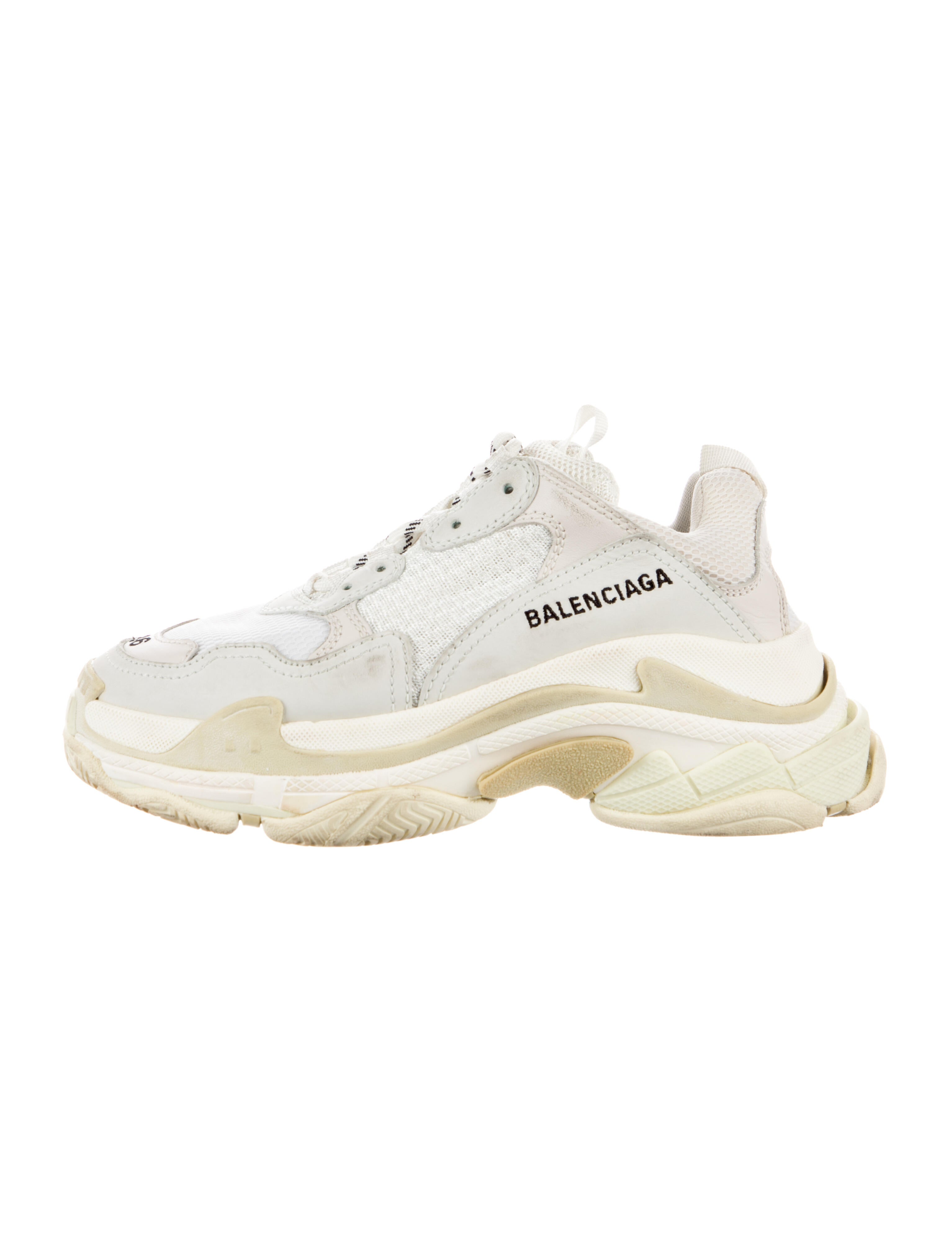 balenciaga triple sale