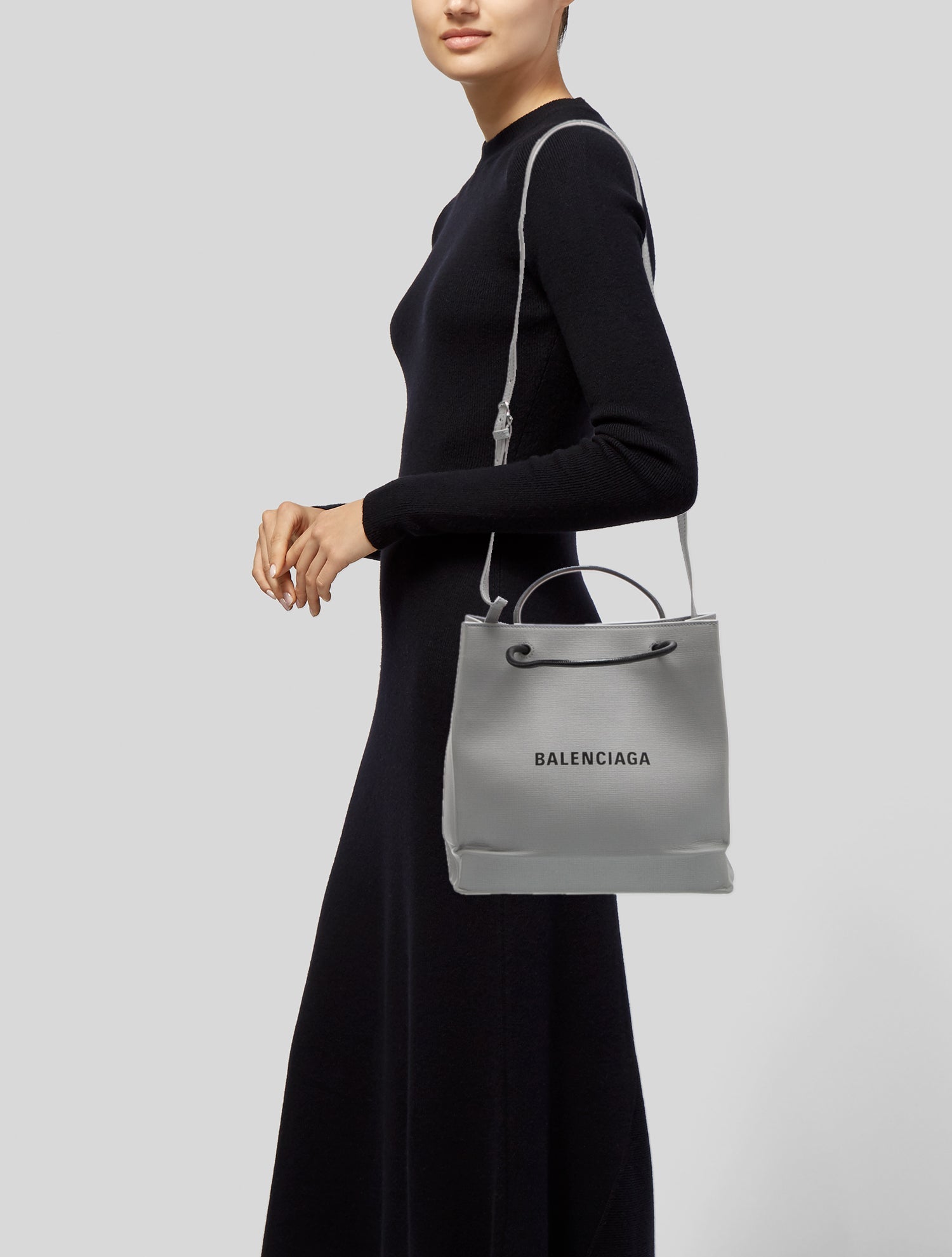 Balenciaga グレー ハンドバッグ Balenciaga Tote - Grey Totes, Handbags - BAL304815 | The RealReal