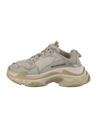 Balenciaga TRiple S Chunky Sneakers