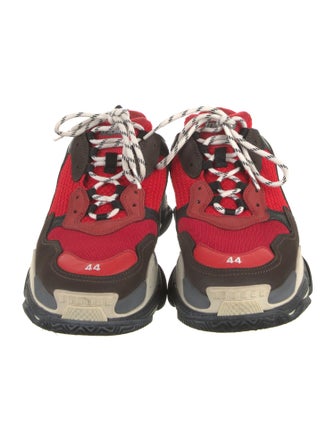 Balenciaga TRiple S Sneakers