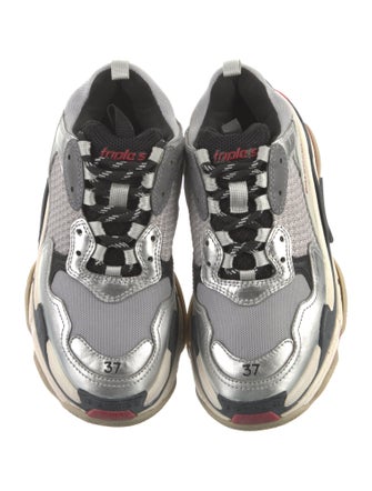 Balenciaga TRiple S Chunky Sneakers