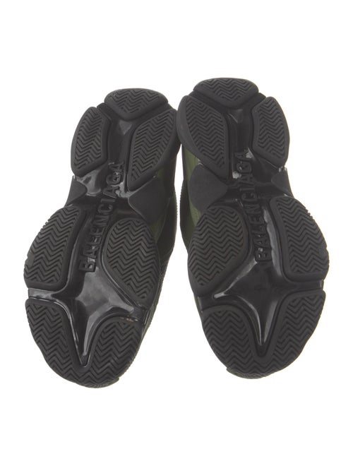 Balenciaga TRiple S Sneakers