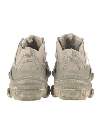 Balenciaga TRiple S Chunky Sneakers
