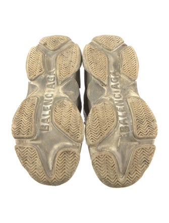 Balenciaga TRiple S Chunky Sneakers