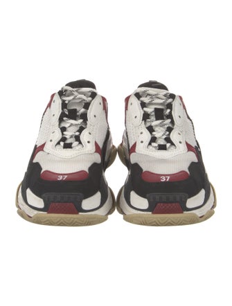 Balenciaga TRiple S Chunky Sneakers
