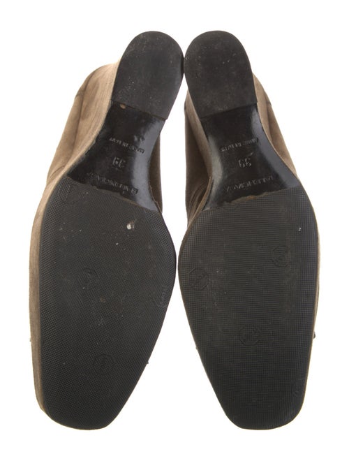 Balenciaga Suede Pumps