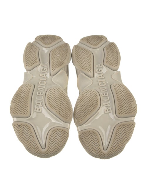 Balenciaga TRiple S Chunky Sneakers