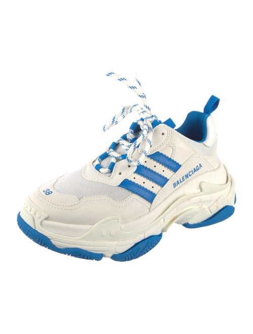 Balenciaga TRiple S Sneakers