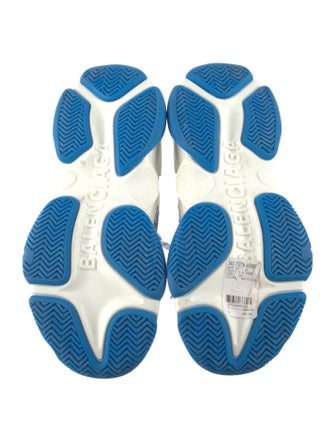 Balenciaga TRiple S Sneakers