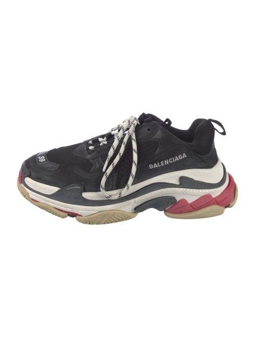 Balenciaga TRiple S Sneakers