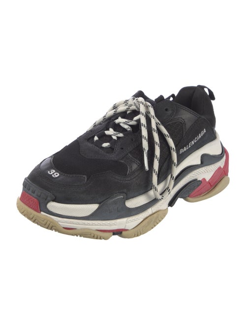 Balenciaga TRiple S Sneakers