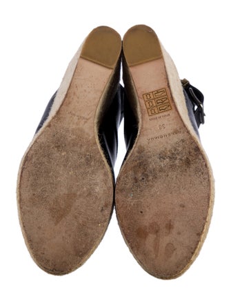 Balenciaga Leather Slingback Pumps