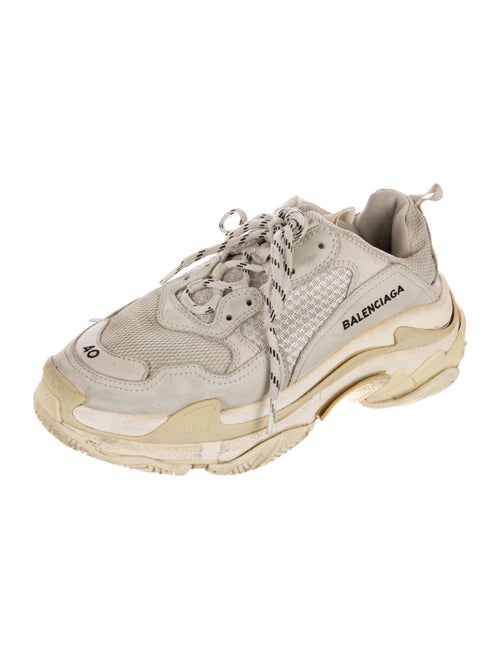 Balenciaga TRiple S Sneakers
