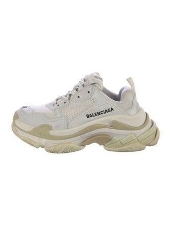 Balenciaga TRiple S Chunky Sneakers