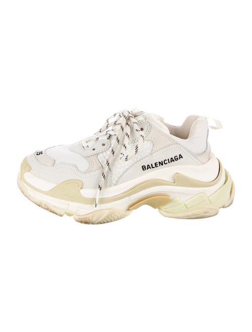 Balenciaga TRiple S Chunky Sneakers