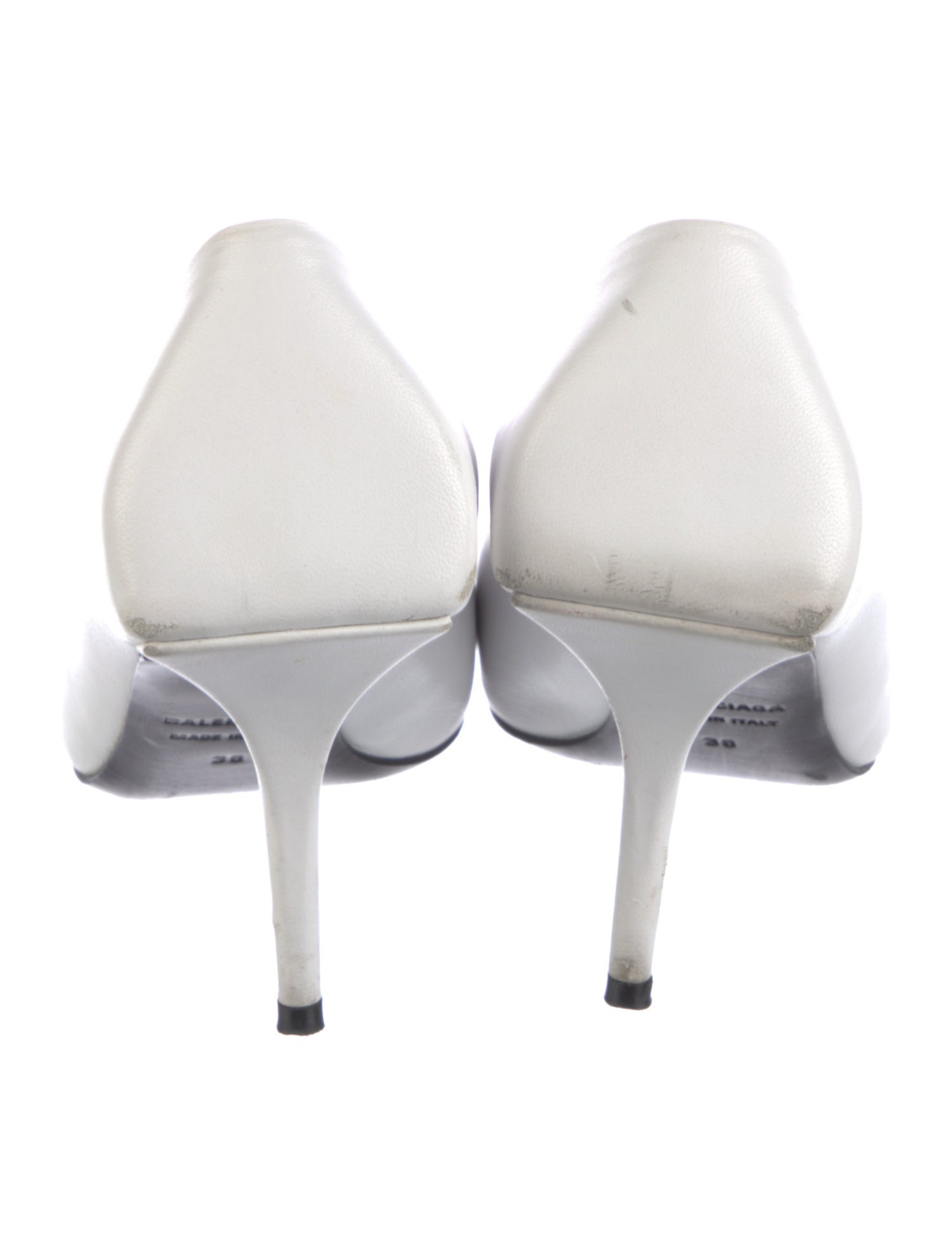 Balenciaga Leather Pumps