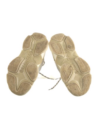 Balenciaga TRiple S Chunky Sneakers