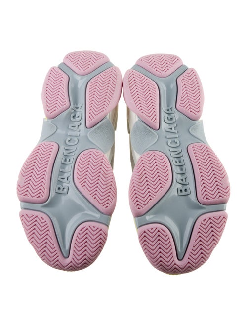 Balenciaga TRiple S Chunky Sneakers