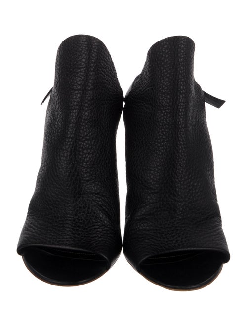 Balenciaga Leather Slingback Pumps