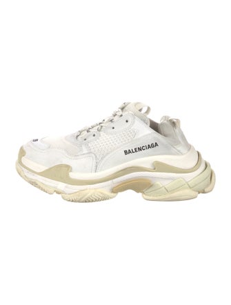 Balenciaga TRiple S Sneakers