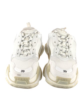 Balenciaga TRiple S Sneakers