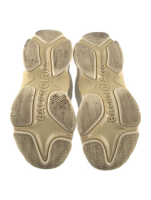 Balenciaga TRiple S Sneakers