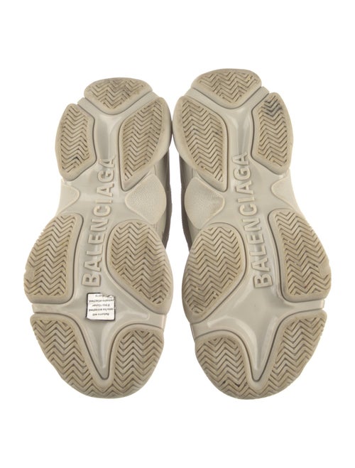 Balenciaga TRiple S Chunky Sneakers