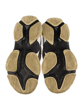 Balenciaga TRiple S Chunky Sneakers