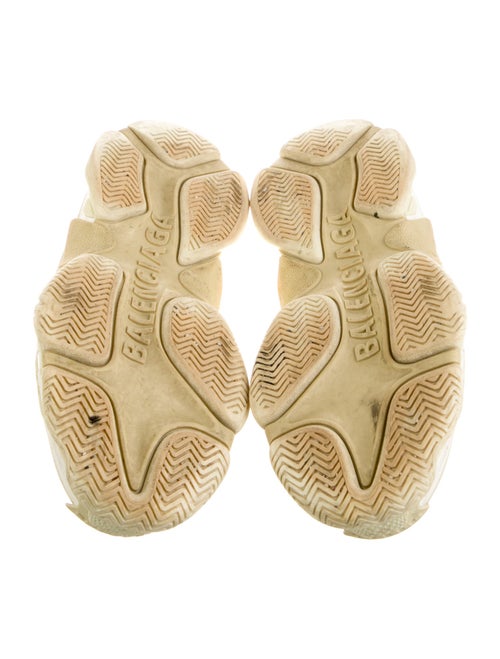 Balenciaga TRiple S Chunky Sneakers