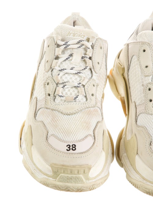 Balenciaga TRiple S Chunky Sneakers