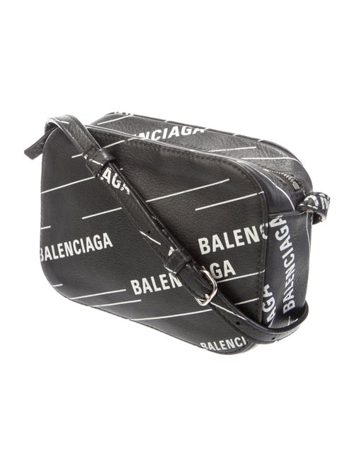 Balenciaga Leather Everyday XS