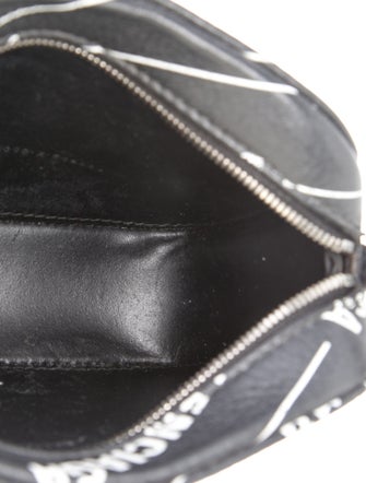 Balenciaga Leather Everyday XS