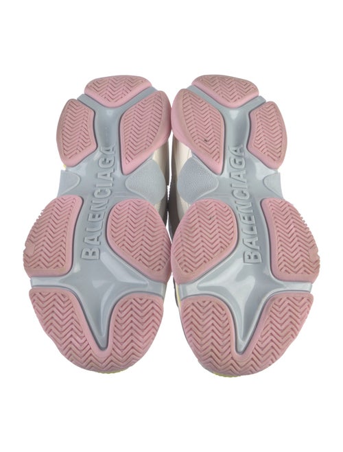 Balenciaga TRiple S Chunky Sneakers