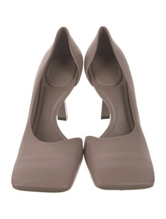 Balenciaga Void D'orsay Leather D'Orsay Pumps