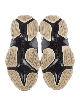 Balenciaga TRiple S Chunky Sneakers