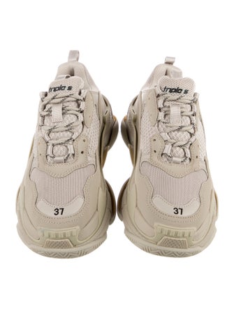 Balenciaga TRiple S Chunky Sneakers