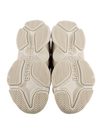 Balenciaga TRiple S Chunky Sneakers