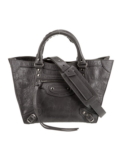 Balenciaga Leather Neo Classic Medium 2022