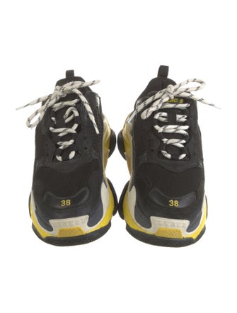 Balenciaga TRiple S Sneakers