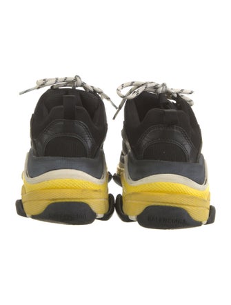 Balenciaga TRiple S Sneakers
