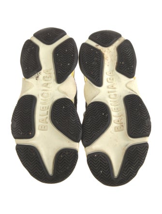 Balenciaga TRiple S Sneakers